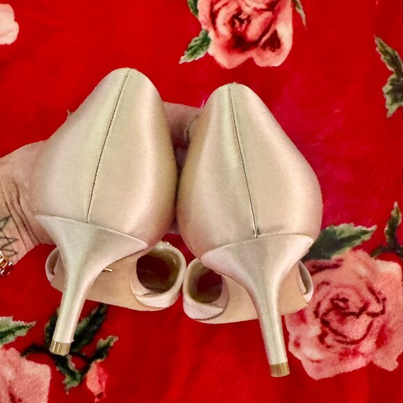 Badgley Mischka Sabine Light Pink Satin Crystal Bridal Wedding Heels Size 11 - Picture 15 of 16